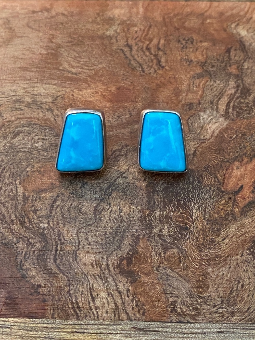 Sky Blue Genuine Turquoise Matrix Free 925 Sterling Silver Stud Earrings & Backs